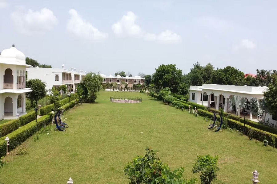 ClarksInn Suites Ranthambore: A Luxurious Retreat with Grand Event Venue for Weddings